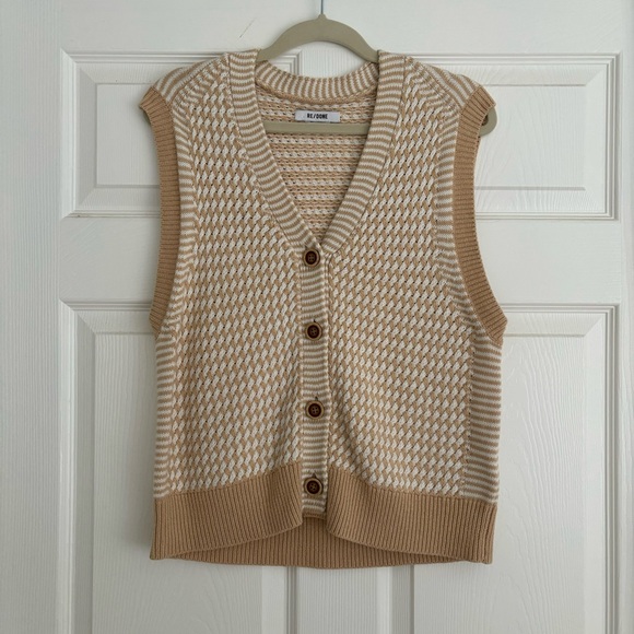 Re/Done 50s Style Knit Button-Down Cardigan Vest in Beige - Picture 4 of 6